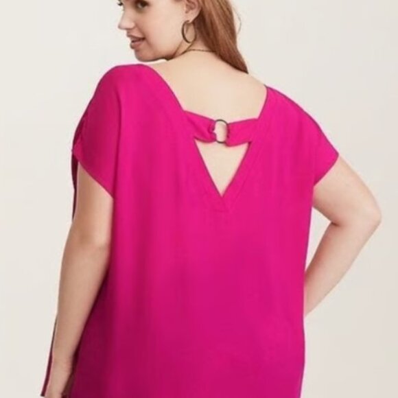 630-29 Torrid Hot Pink Georgette Ring-Back top blouse Size 1 (14/16) - Picture 6 of 12